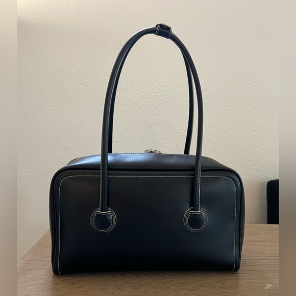 Marge Sherwood Soft Boston in Black - Picture 3 of 5